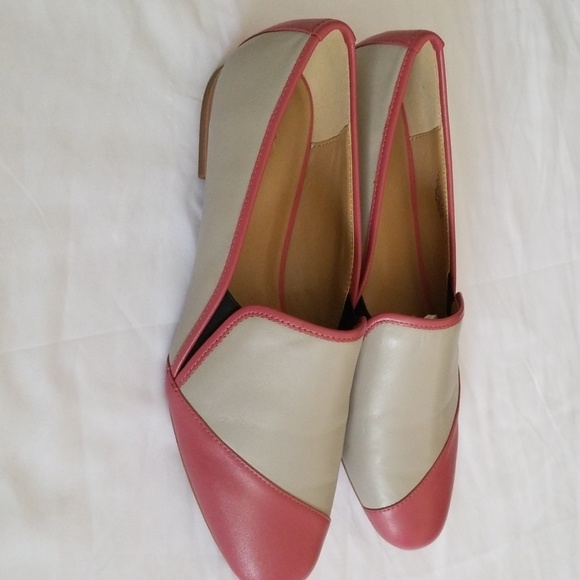 Shoes - Picture 2 of 4